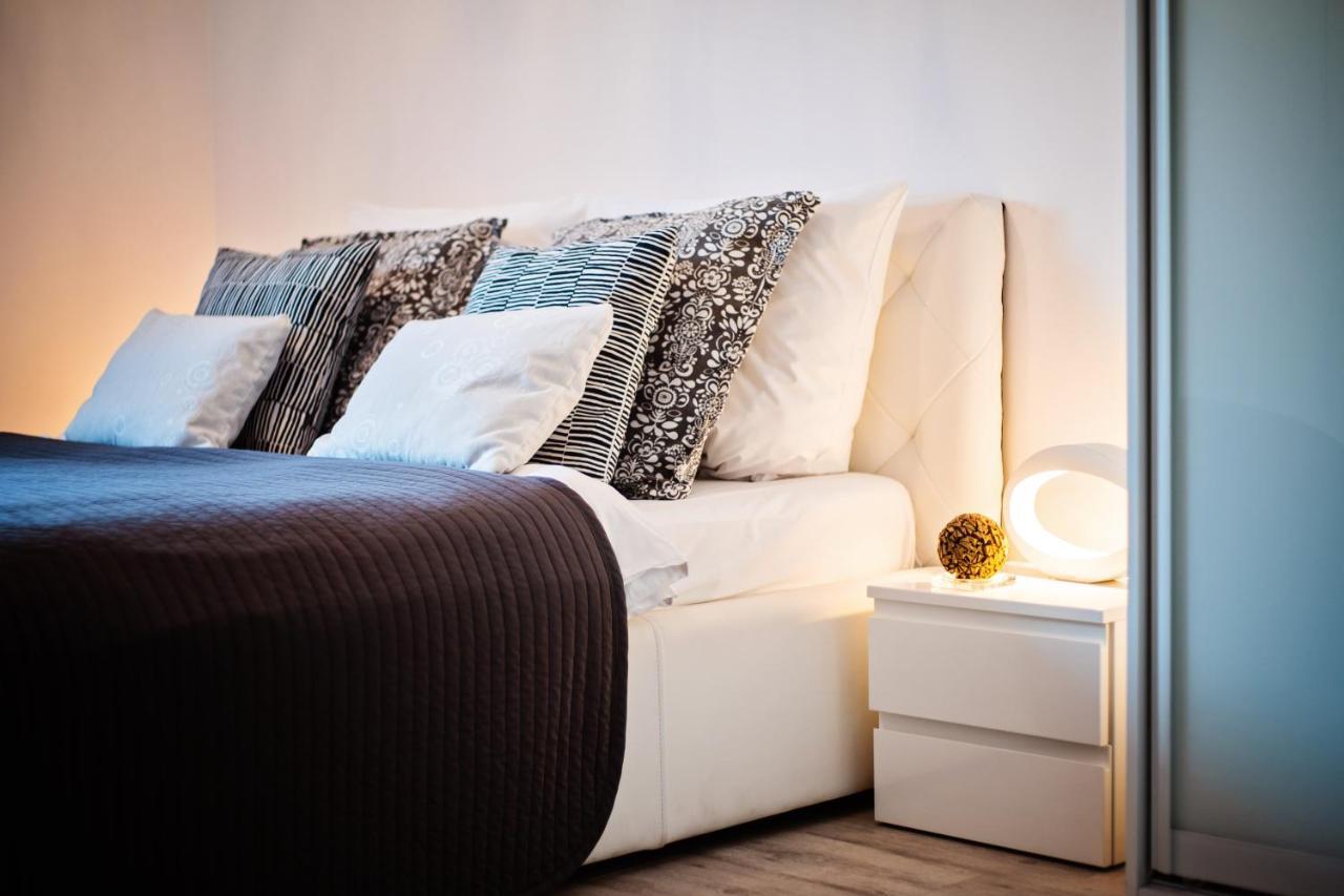 Apartamenty Homely Place Casa Verona - Stary Rynek - Parking Poznań Extérieur photo